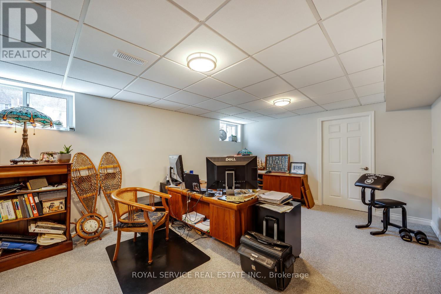 1664 Waddell Avenue, Peterborough West (South), Ontario  K9K 2G8 - Photo 30 - X12336392