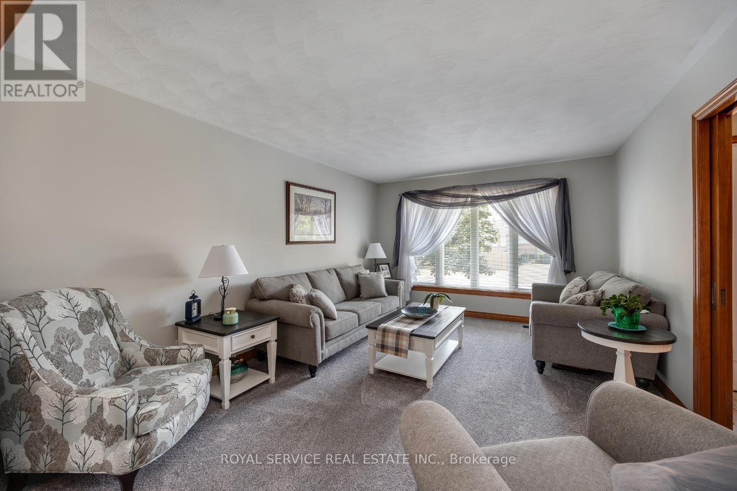 1664 Waddell Avenue, Peterborough West (South), Ontario  K9K 2G8 - Photo 7 - X12336392