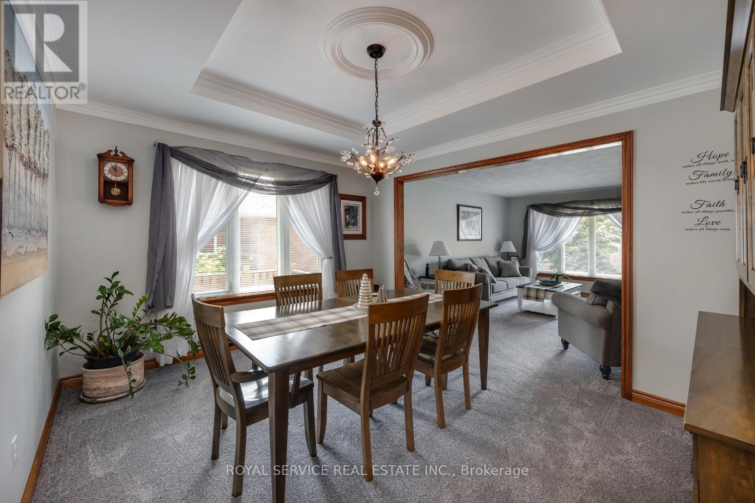 1664 Waddell Avenue, Peterborough West (South), Ontario  K9K 2G8 - Photo 8 - X12336392