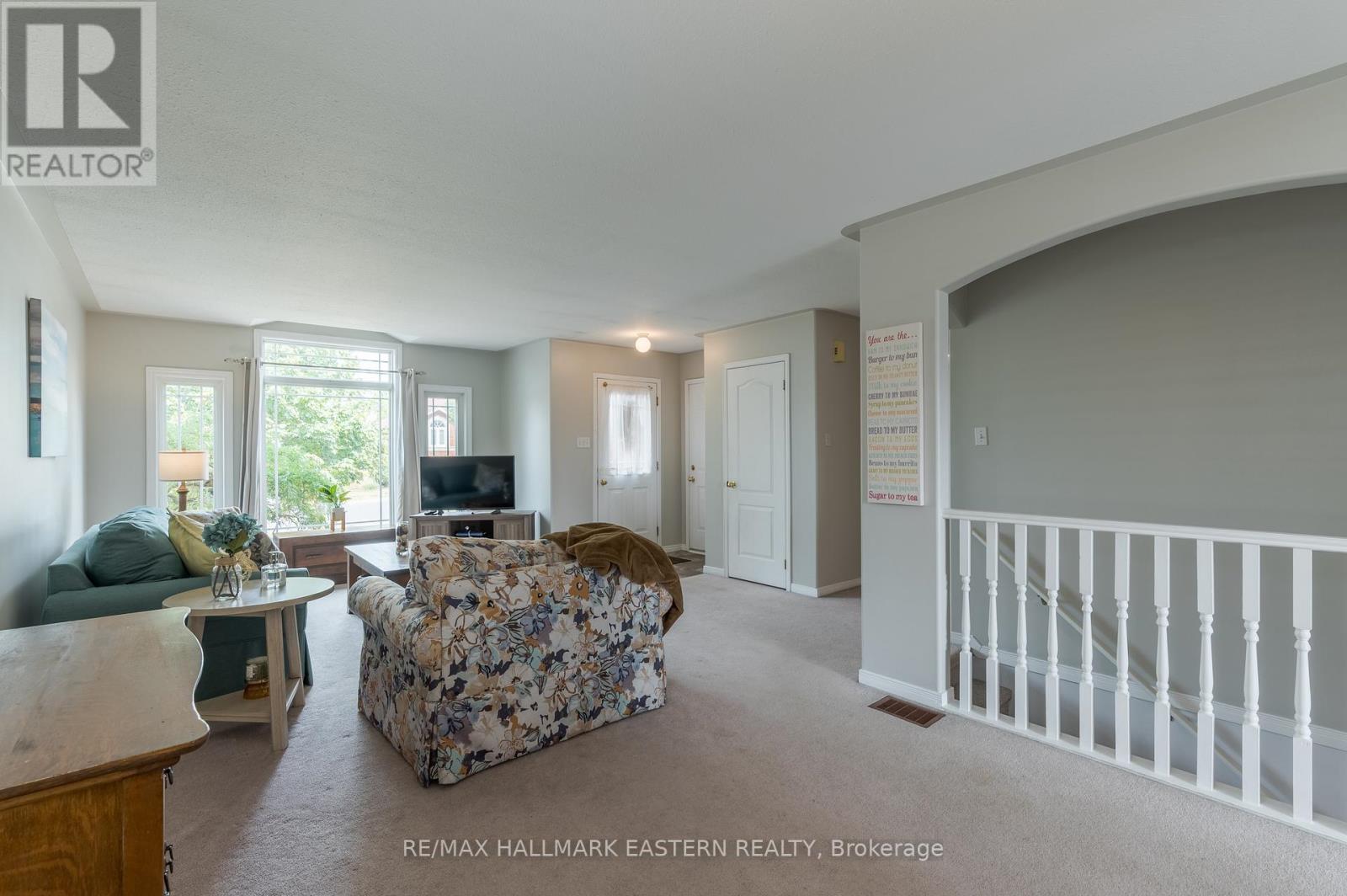 661 Trailview Drive, Peterborough South (East), Ontario  K9J 8P1 - Photo 11 - X12336523