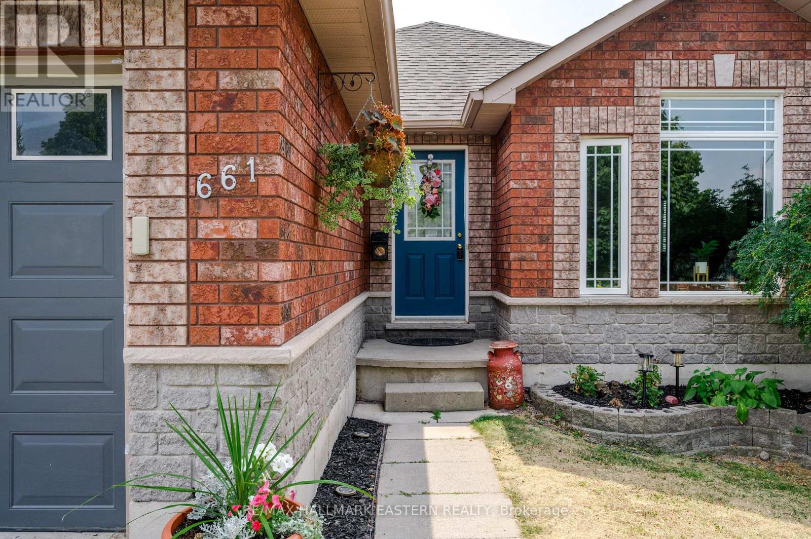 661 Trailview Drive, Peterborough South (East), Ontario  K9J 8P1 - Photo 3 - X12336523
