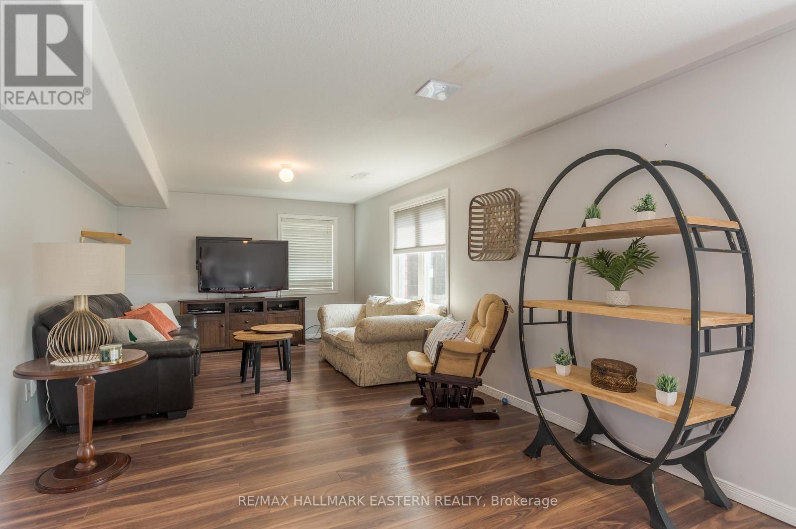 661 Trailview Drive, Peterborough South (East), Ontario  K9J 8P1 - Photo 30 - X12336523