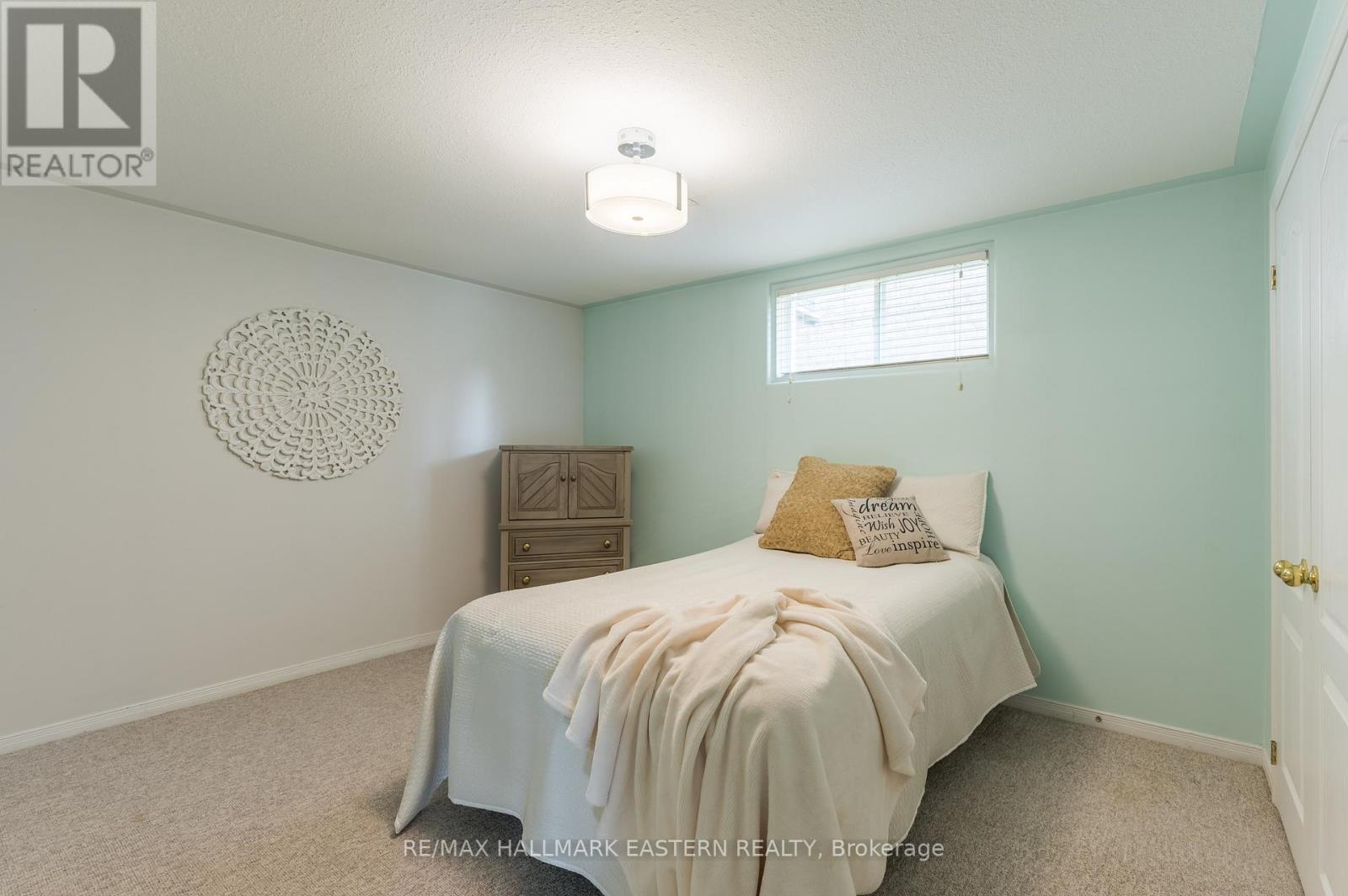 661 Trailview Drive, Peterborough South (East), Ontario  K9J 8P1 - Photo 36 - X12336523