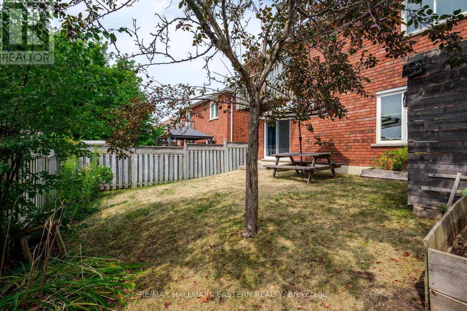 661 Trailview Drive, Peterborough South (East), Ontario  K9J 8P1 - Photo 42 - X12336523