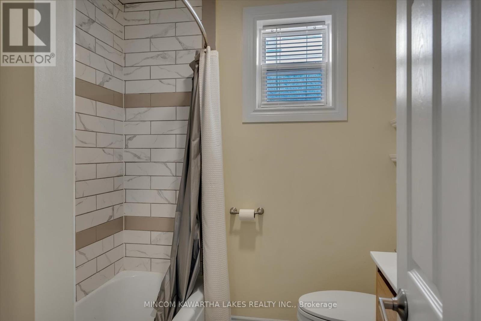 554 Monaghan Road, Peterborough South (West), Ontario  K9J 5H7 - Photo 17 - X12336898