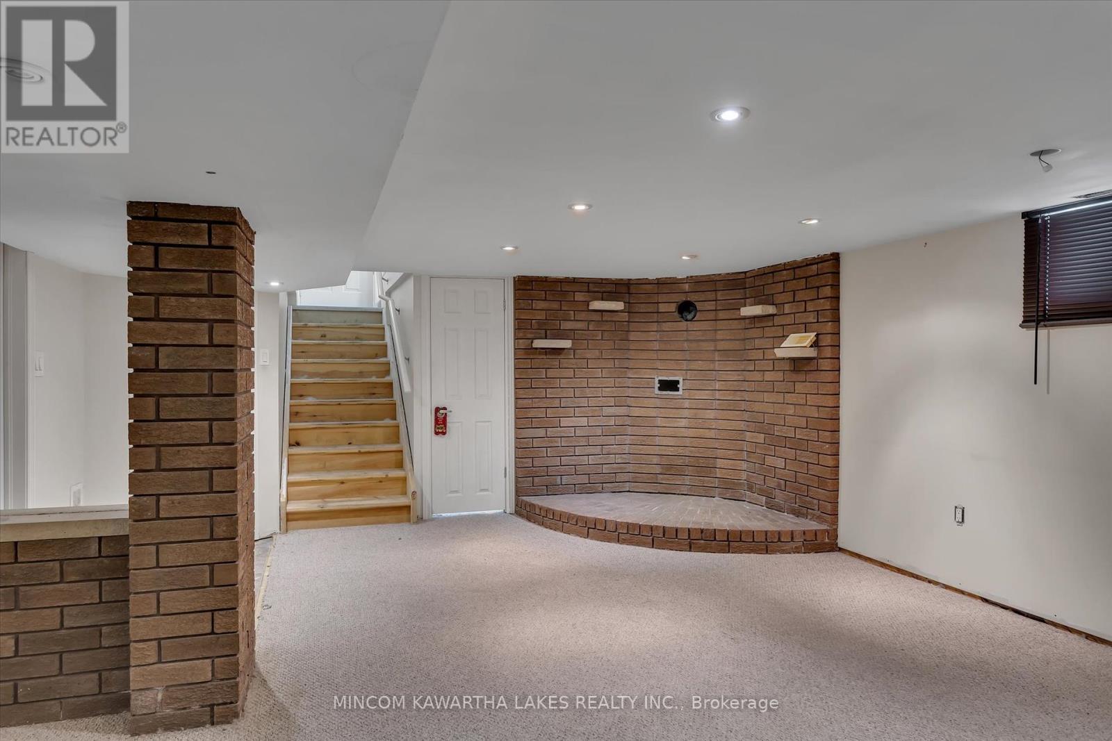 554 Monaghan Road, Peterborough South (West), Ontario  K9J 5H7 - Photo 22 - X12336898