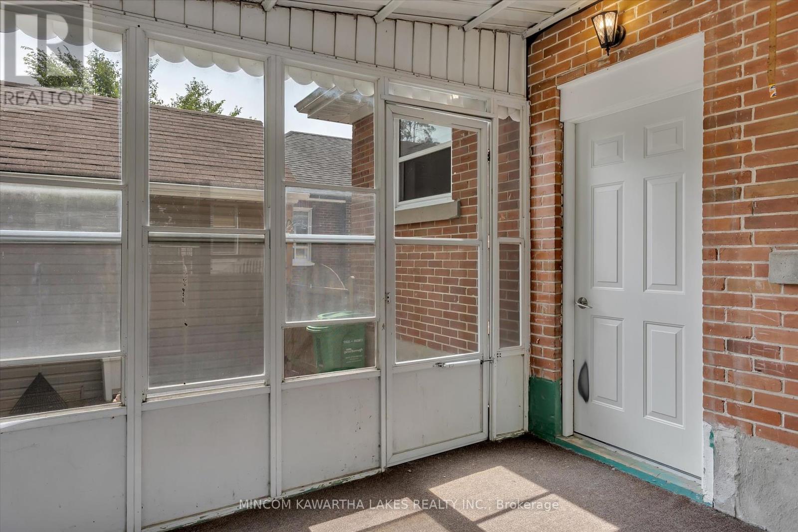 554 Monaghan Road, Peterborough South (West), Ontario  K9J 5H7 - Photo 29 - X12336898