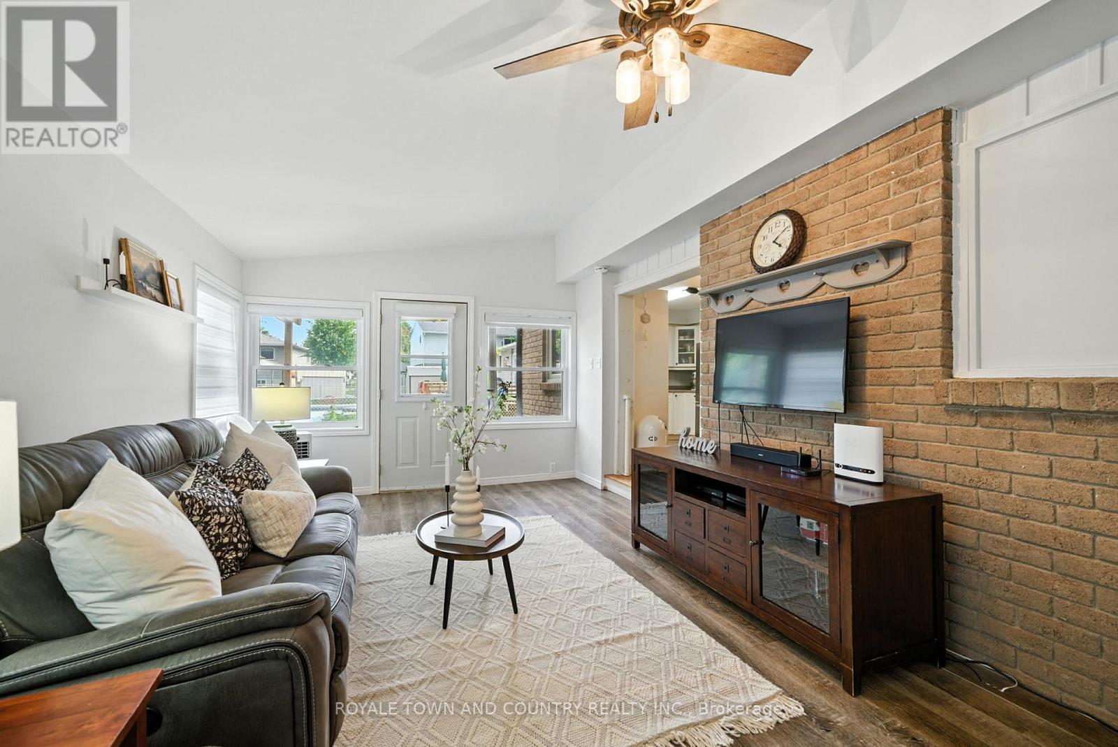 3 Rogers Road, Kawartha Lakes (Lindsay), Ontario  K9V 5L1 - Photo 20 - X12336984