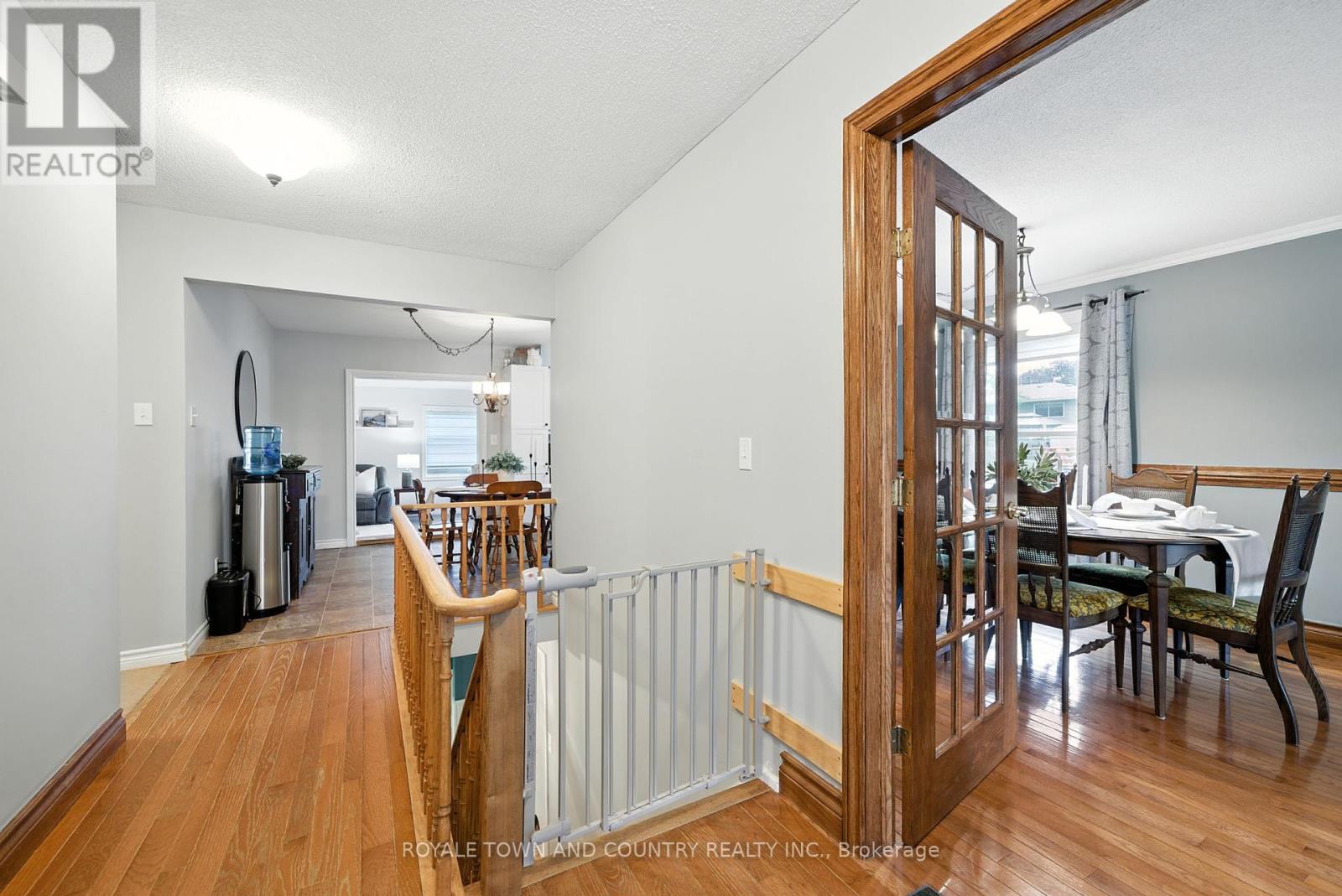 3 Rogers Road, Kawartha Lakes (Lindsay), Ontario  K9V 5L1 - Photo 23 - X12336984