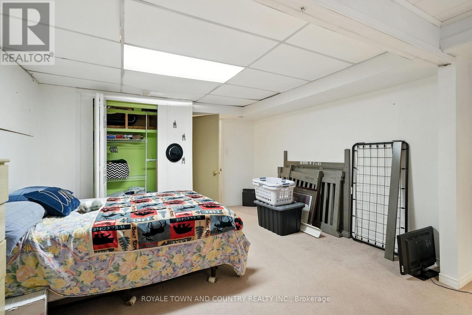 3 Rogers Road, Kawartha Lakes (Lindsay), Ontario  K9V 5L1 - Photo 35 - X12336984