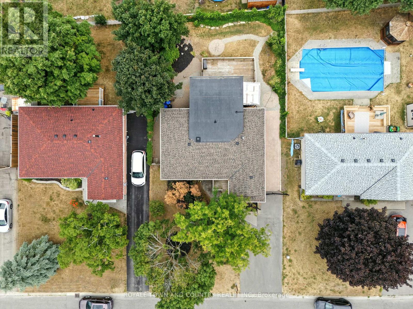 3 Rogers Road, Kawartha Lakes (Lindsay), Ontario  K9V 5L1 - Photo 38 - X12336984