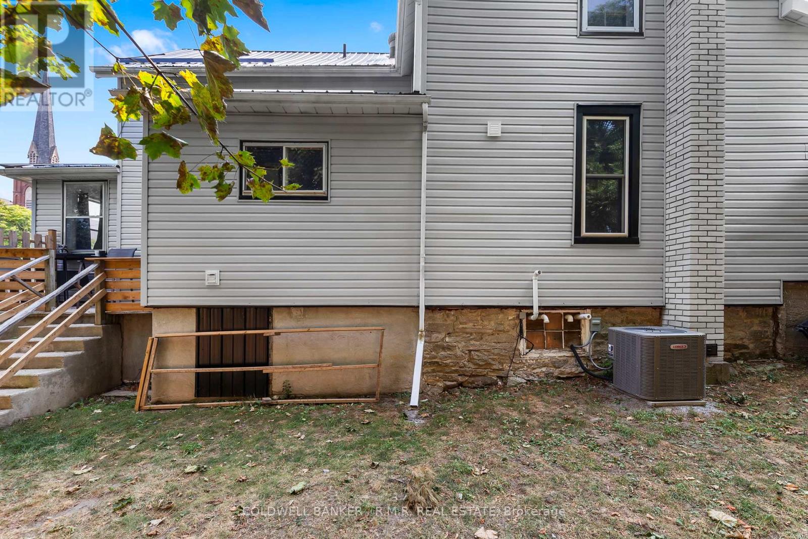 34 Ranney Street S, Trent Hills (Campbellford), Ontario  K0L 1L0 - Photo 8 - X12337078