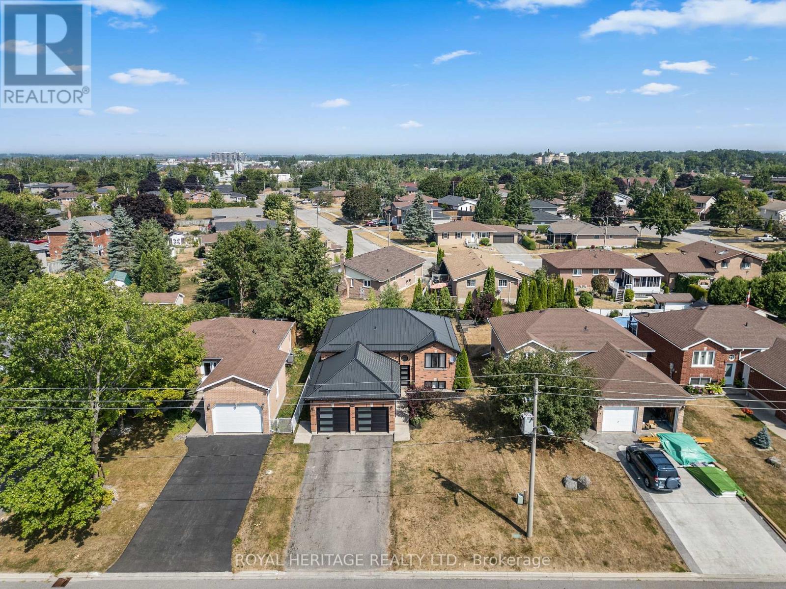 38 Mcgibbon Boulevard, Kawartha Lakes (Lindsay), Ontario  K9V 6G4 - Photo 3 - X12337122