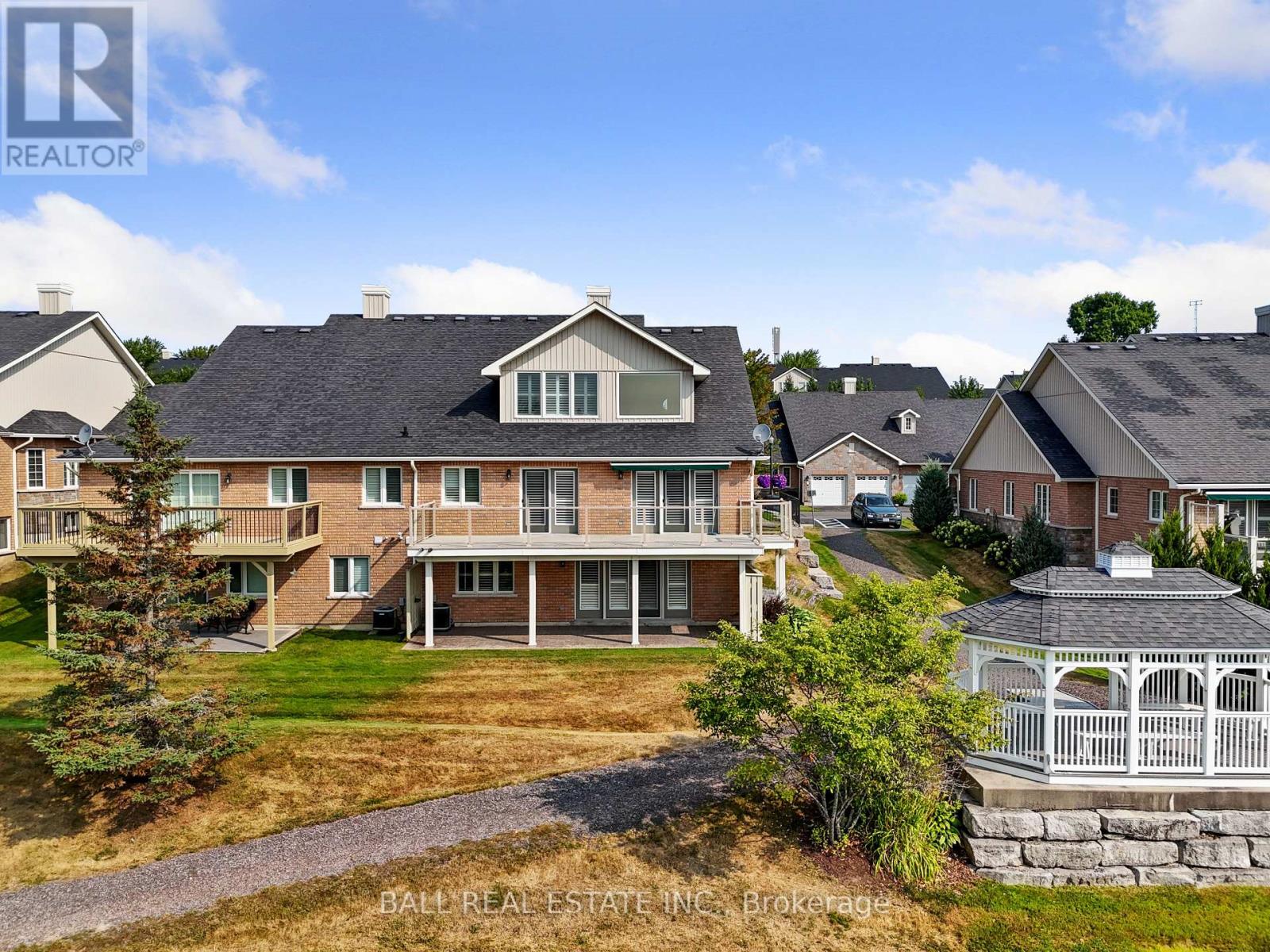87 - 89 Village Crescent S, Peterborough West (South), Ontario  K9J 0A9 - Photo 8 - X12337338