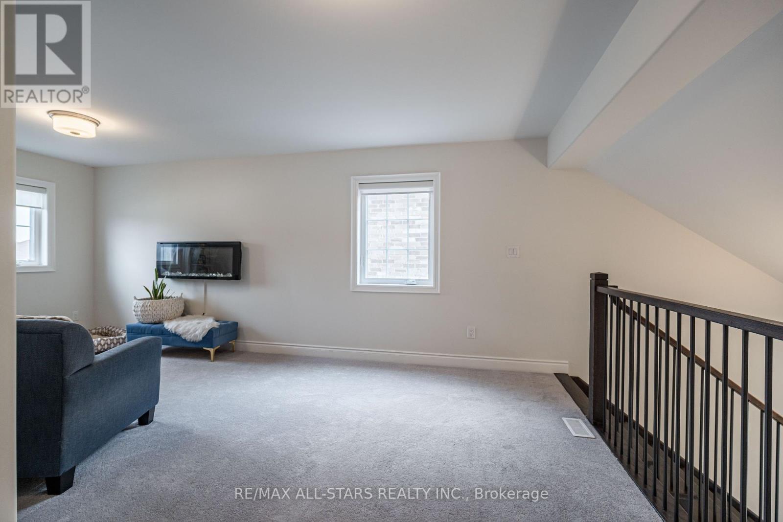 528 Macintosh Grove, Peterborough North (North), Ontario  K9H 0K1 - Photo 19 - X12337340