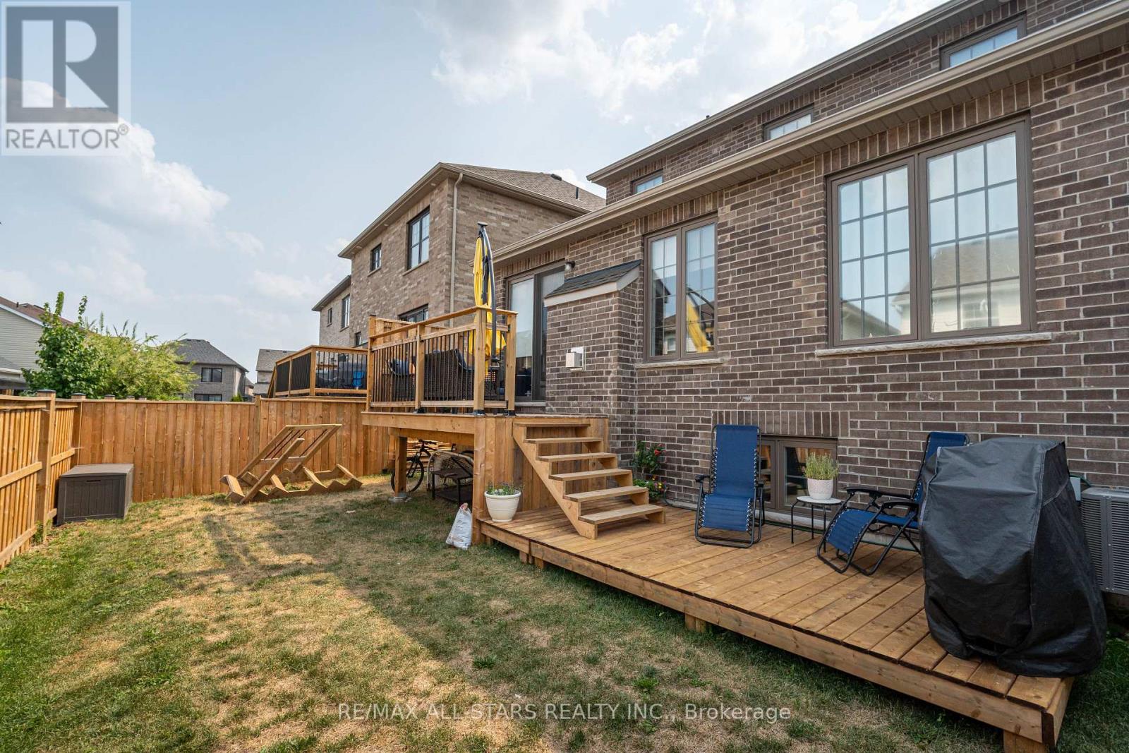 528 Macintosh Grove, Peterborough North (North), Ontario  K9H 0K1 - Photo 27 - X12337340