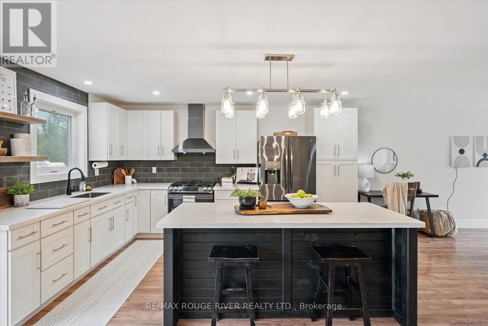 2064 Darling Crescent, Cavan Monaghan (Cavan Twp), Ontario  L0A 1C0 - Photo 10 - X12337325