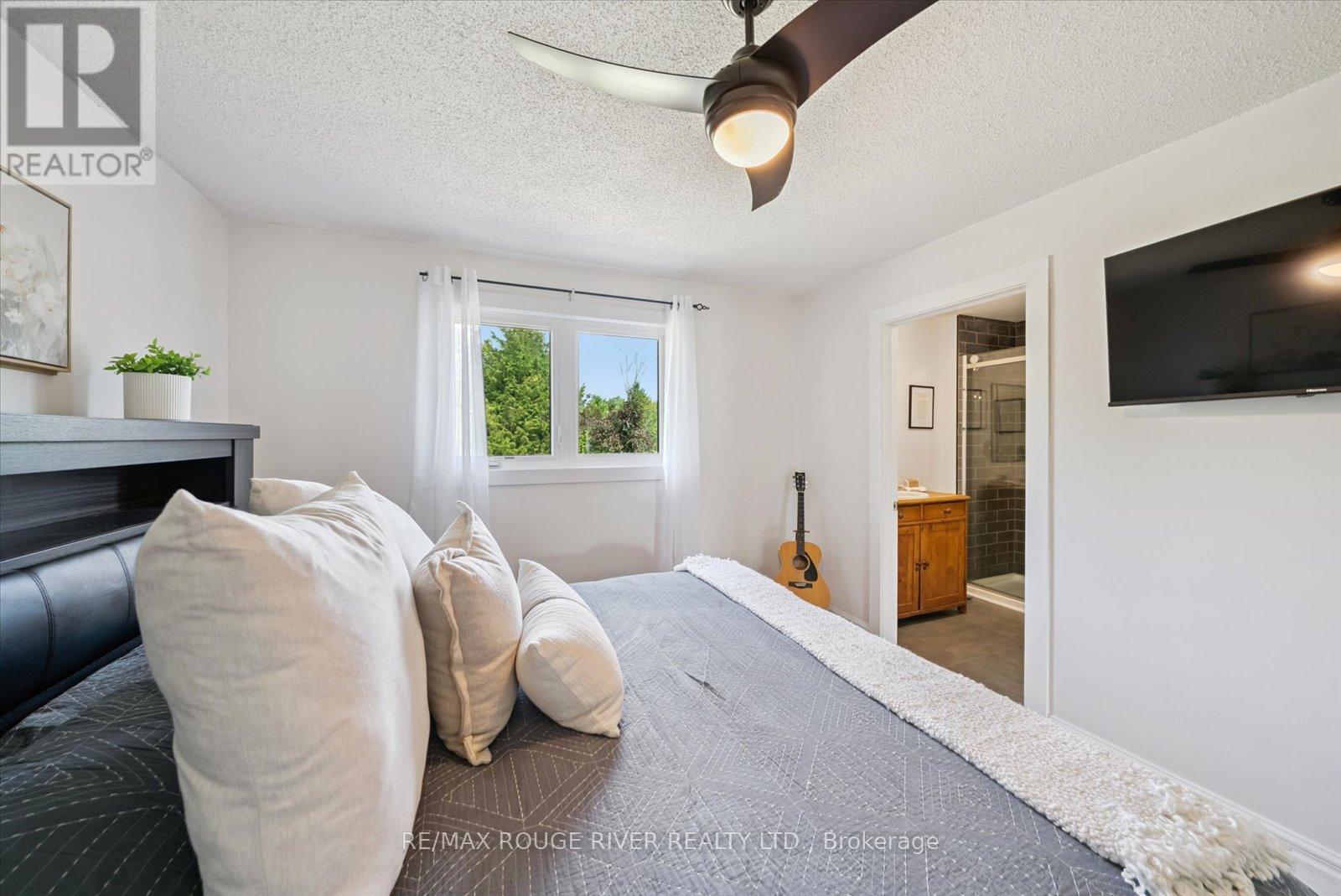 2064 Darling Crescent, Cavan Monaghan (Cavan Twp), Ontario  L0A 1C0 - Photo 17 - X12337325