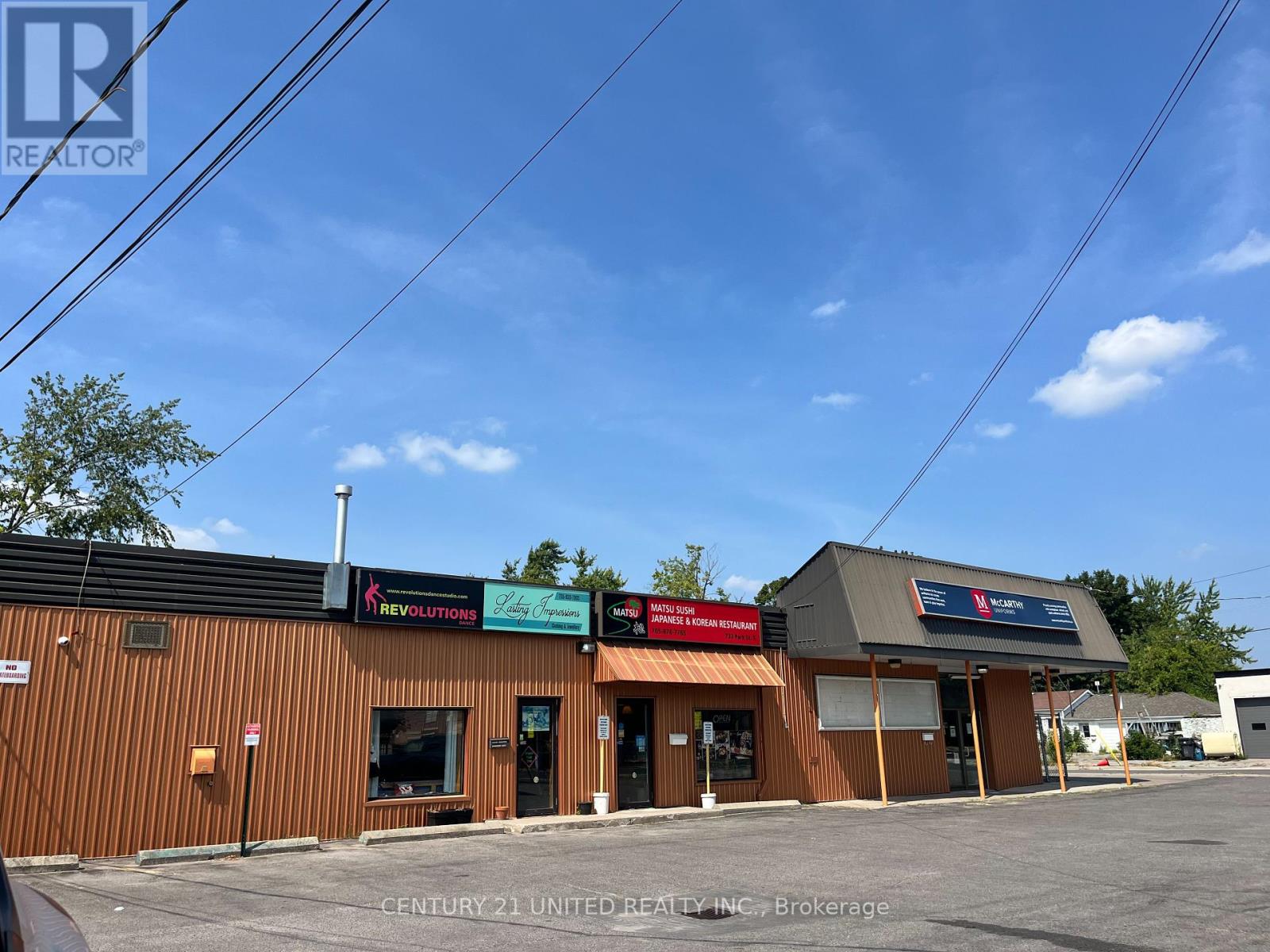 733 Park Street S, Peterborough South (West), Ontario  K9J 3T3 - Photo 2 - X12337582