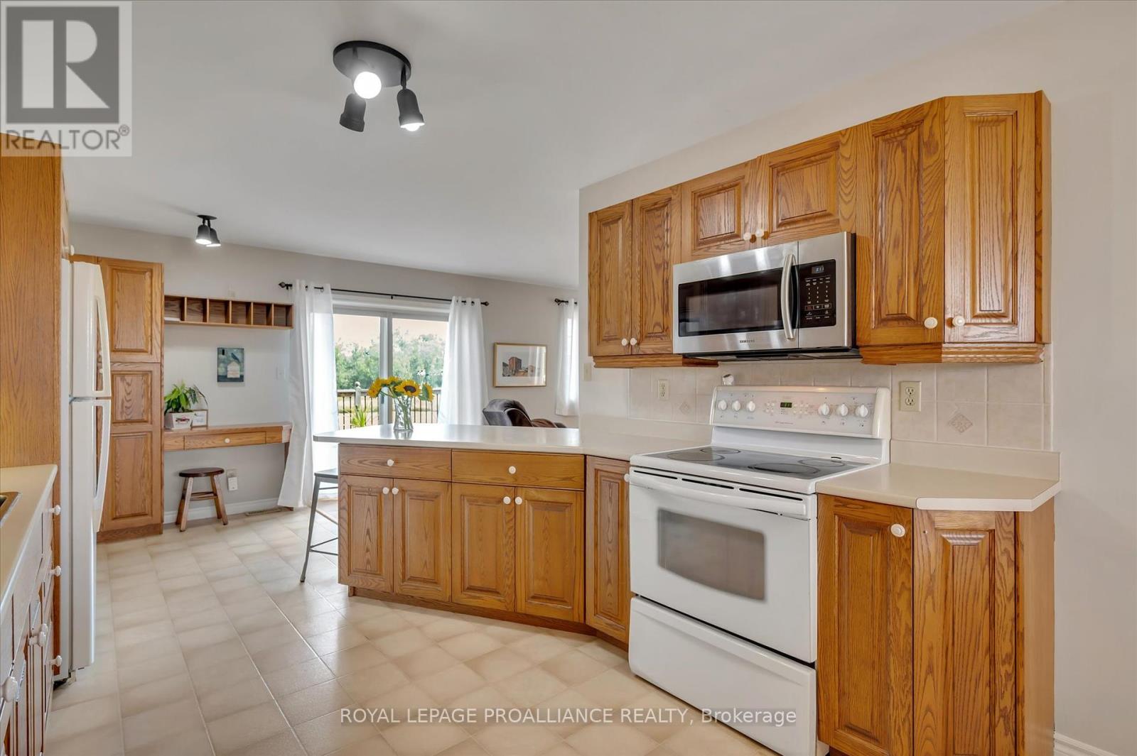1787 Moncrief Line, Cavan Monaghan (Cavan-Monaghan), Ontario  K9J 6Z9 - Photo 18 - X12338077