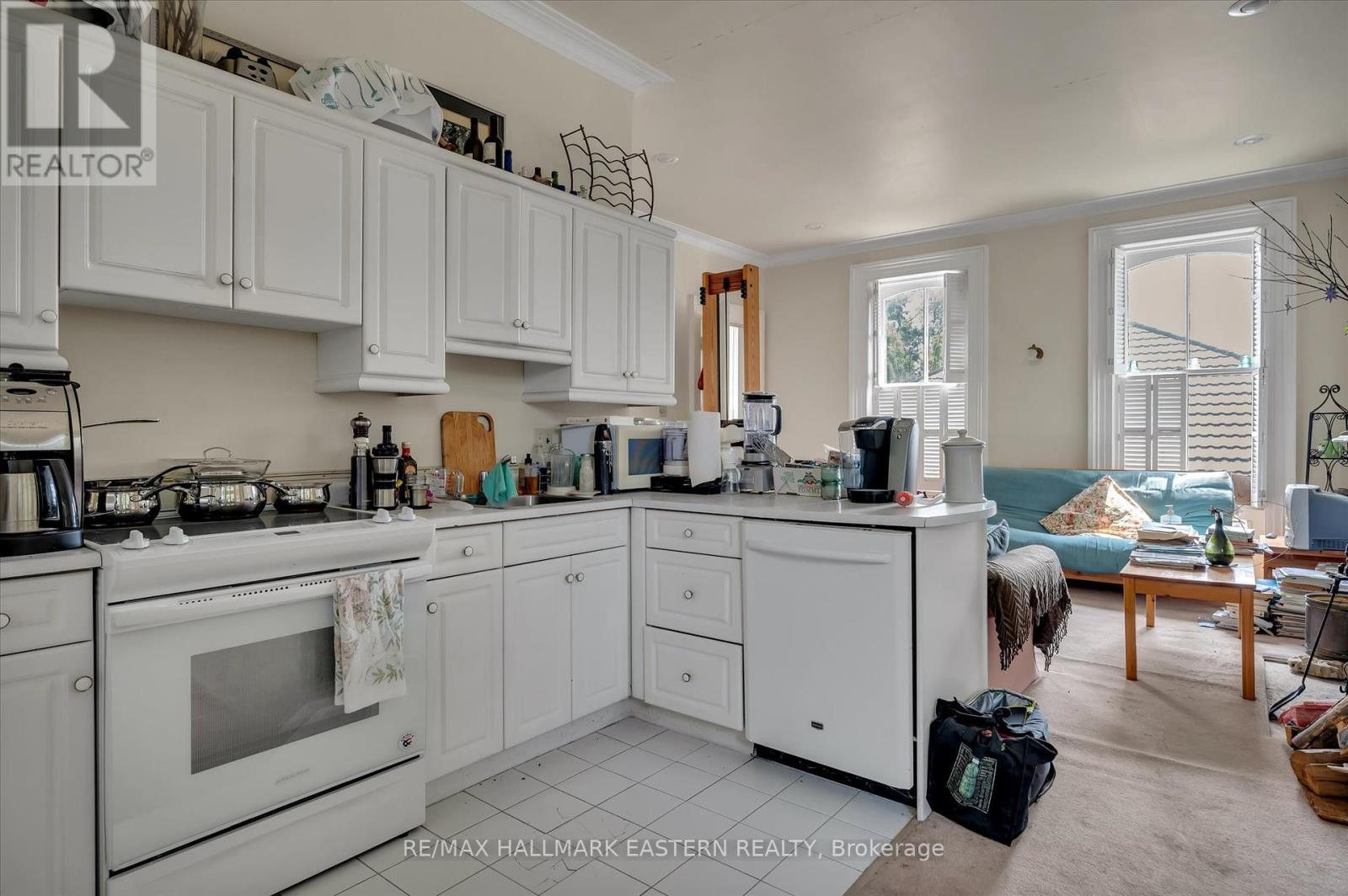 236 Burnham Street, Peterborough East (Central), Ontario  K9H 1T1 - Photo 22 - X12338289