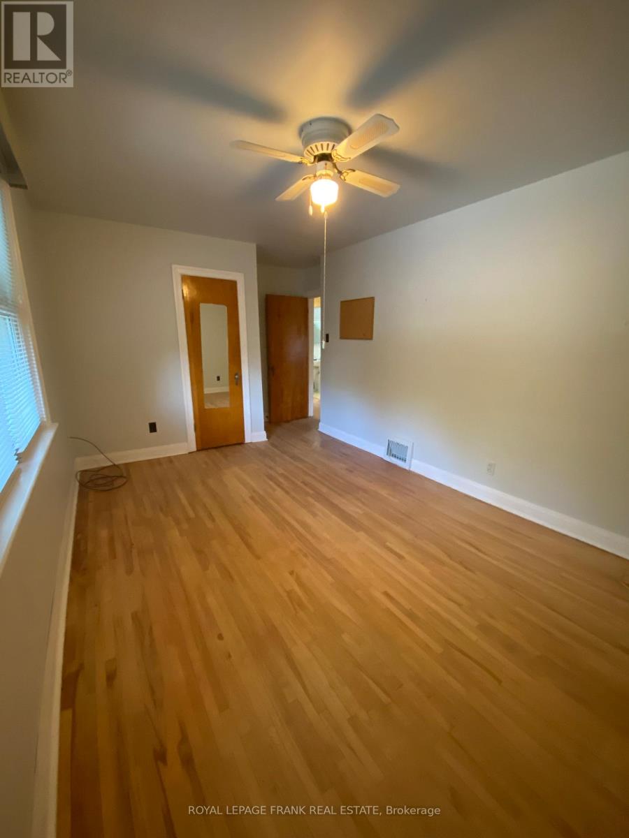 199 Barnardo Avenue, Peterborough North (South), Ontario  K9H 5V6 - Photo 15 - X12338859