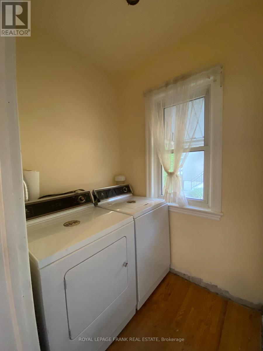 199 Barnardo Avenue, Peterborough North (South), Ontario  K9H 5V6 - Photo 9 - X12338859