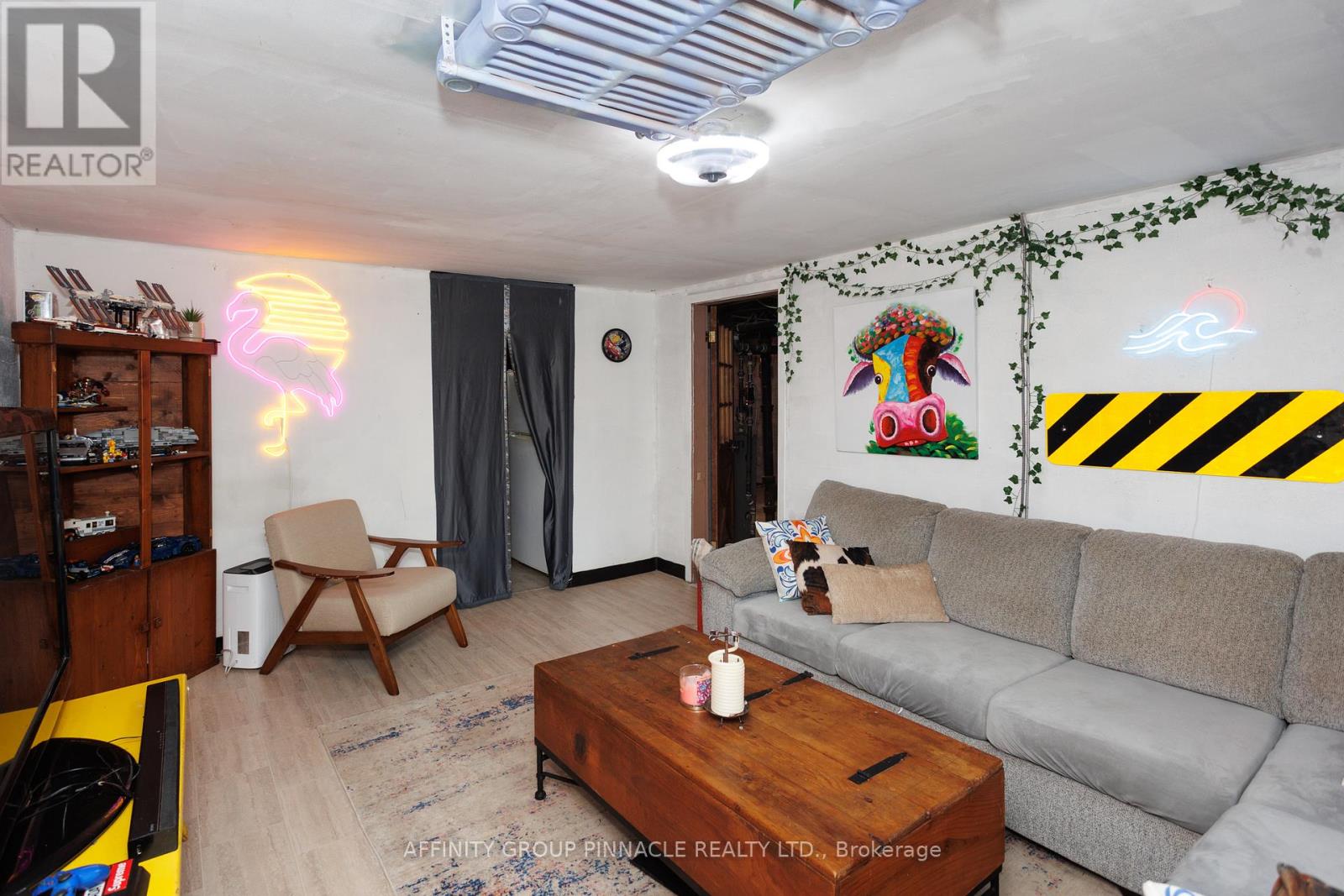 75 Bond Street W, Kawartha Lakes (Lindsay), Ontario  K9V 3R5 - Photo 35 - X12338876