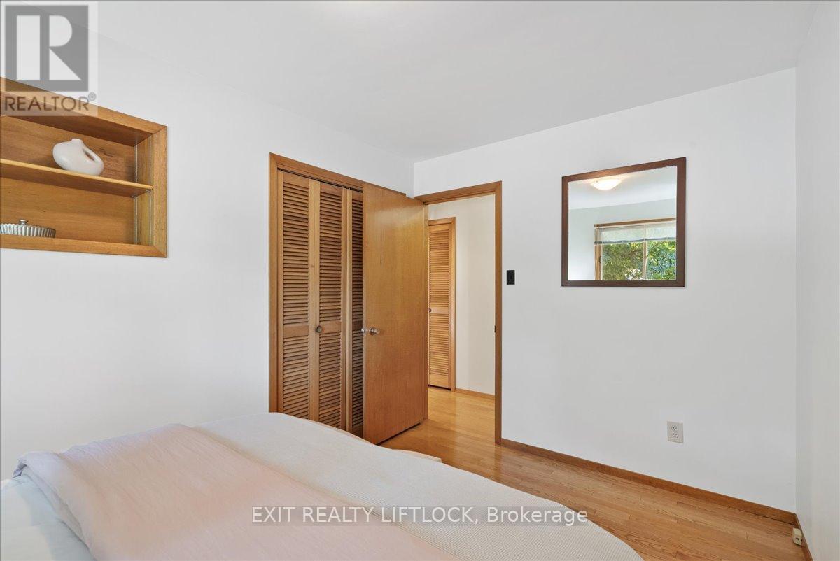 1540 Redwood Drive, Peterborough West (Central), Ontario  K9K 1B4 - Photo 21 - X12339293