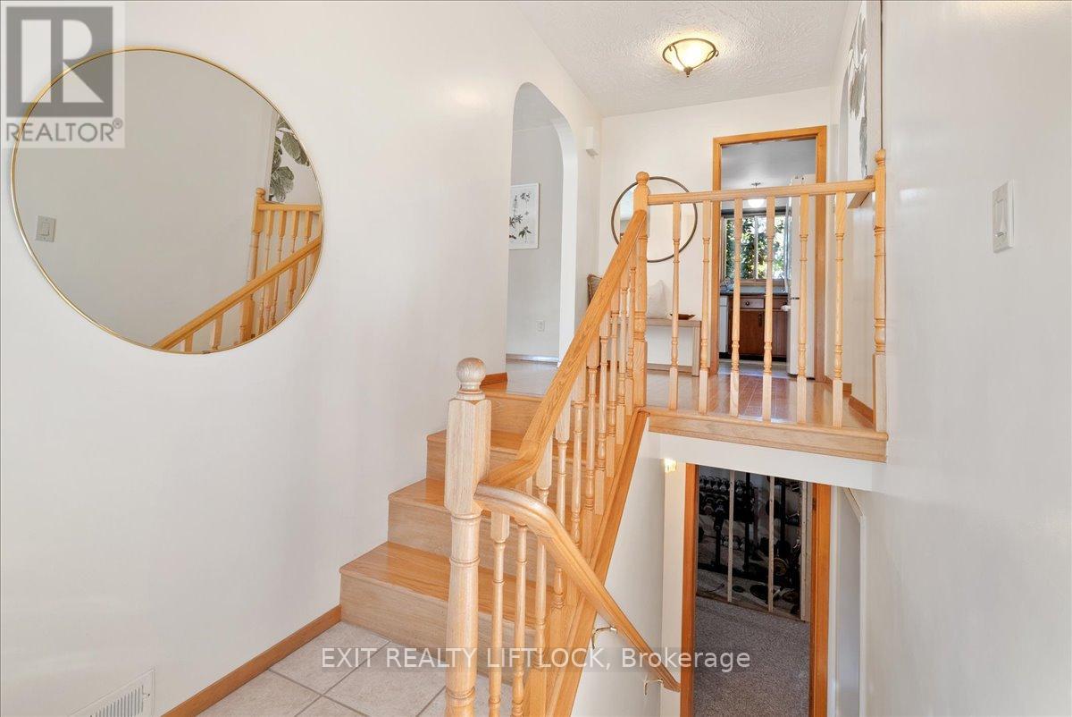 1540 Redwood Drive, Peterborough West (Central), Ontario  K9K 1B4 - Photo 31 - X12339293