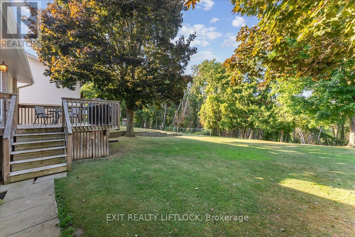 1540 Redwood Drive, Peterborough West (Central), Ontario  K9K 1B4 - Photo 37 - X12339293