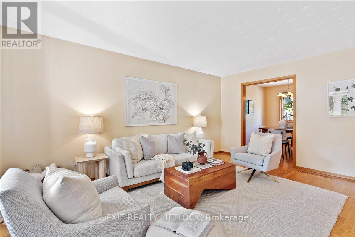 1540 Redwood Drive, Peterborough West (Central), Ontario  K9K 1B4 - Photo 8 - X12339293