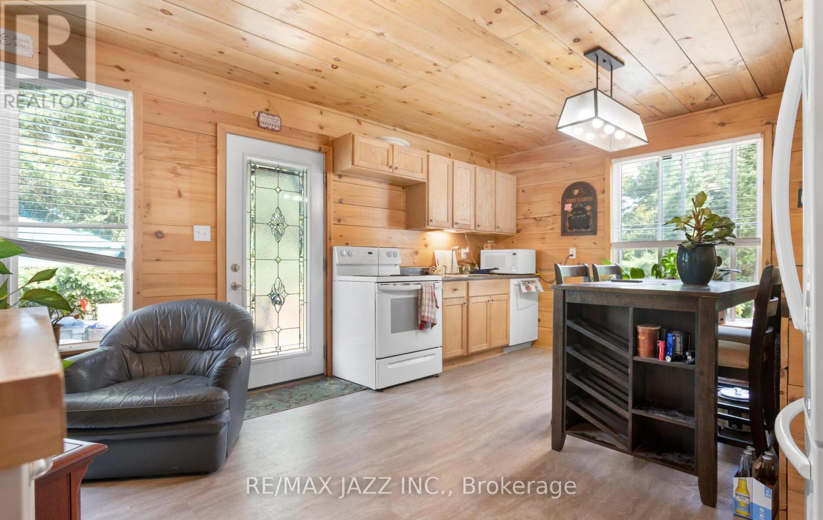 6a Moxam Road, Hastings Highlands (Monteagle Ward), Ontario  K0L 2S0 - Photo 6 - X12339796