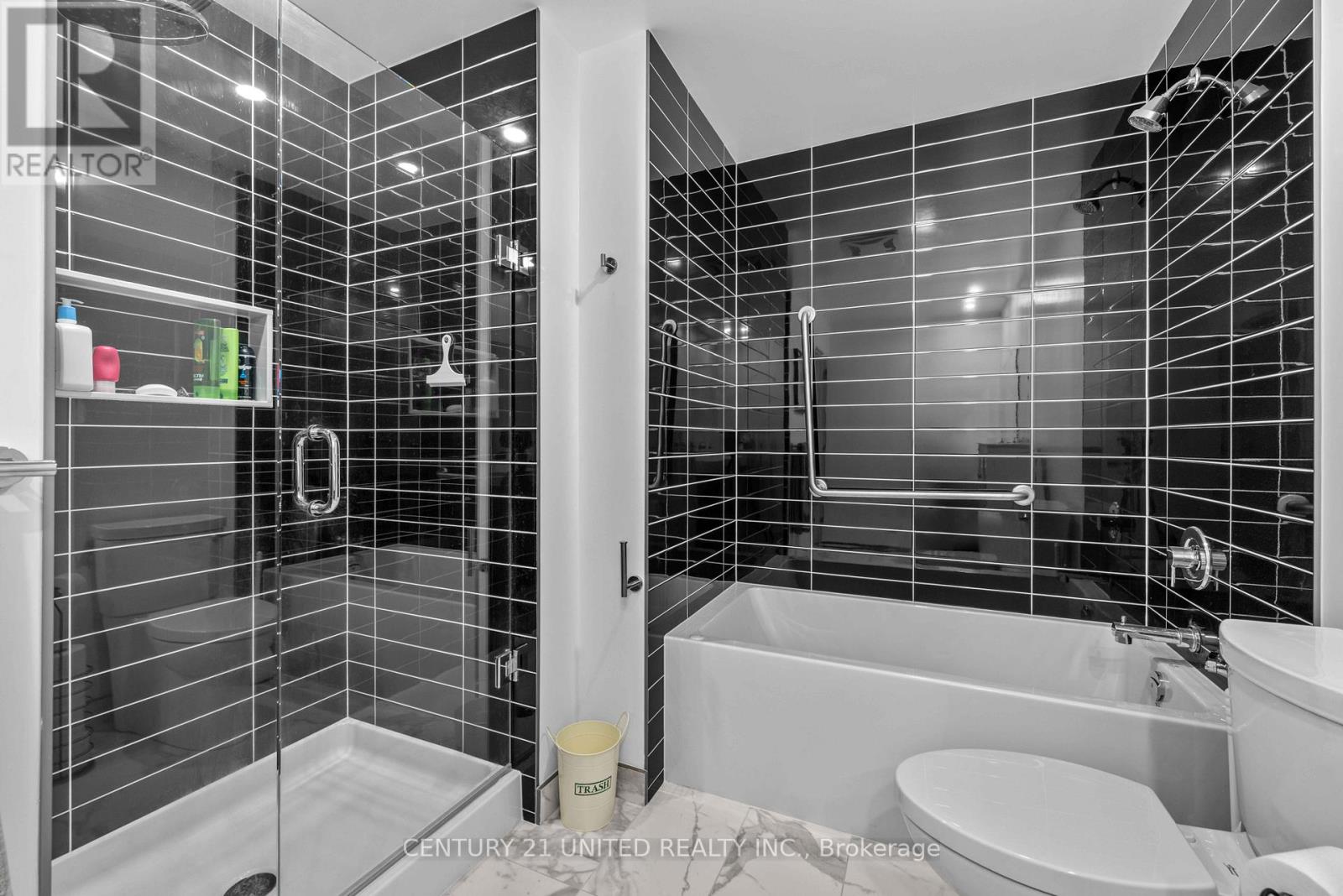 712 - 195 Hunter Street E, Peterborough East (Central), Ontario  K9H 1G9 - Photo 18 - X12339890