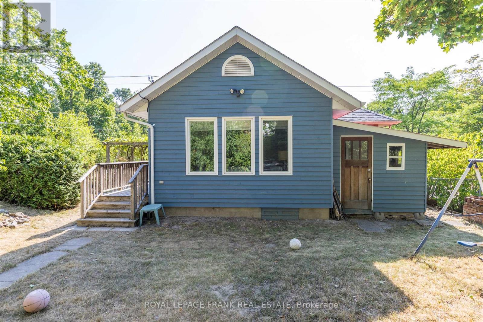 720 Bethune Street, Peterborough North (South), Ontario  K9H 4A4 - Photo 50 - X12339955