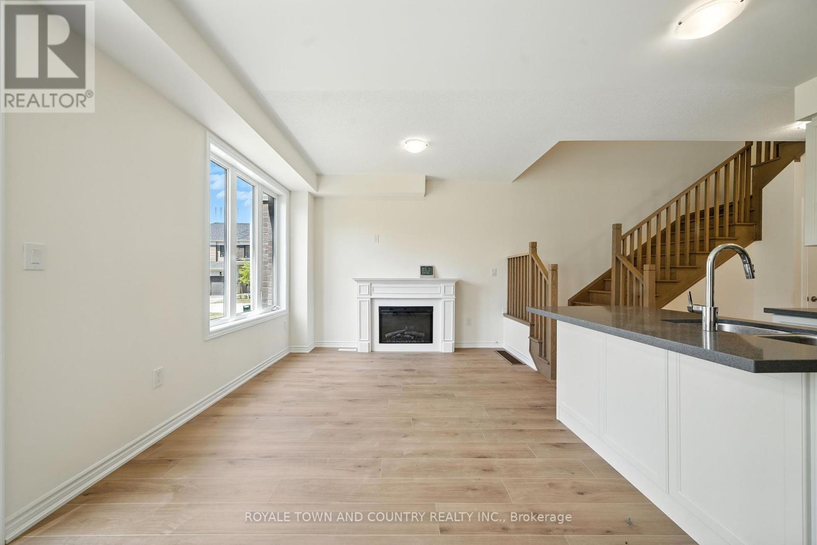62 Hickey Lane, Kawartha Lakes (Lindsay), Ontario  K9V 0T2 - Photo 19 - X12340035