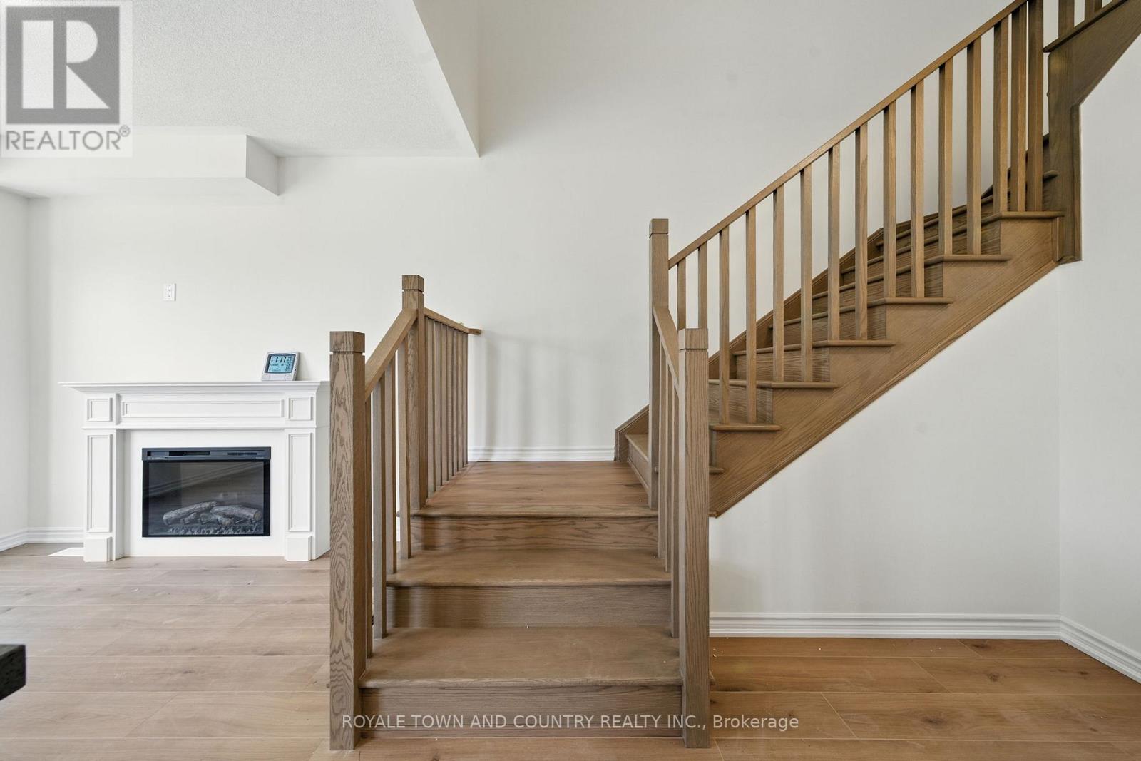 62 Hickey Lane, Kawartha Lakes (Lindsay), Ontario  K9V 0T2 - Photo 23 - X12340035