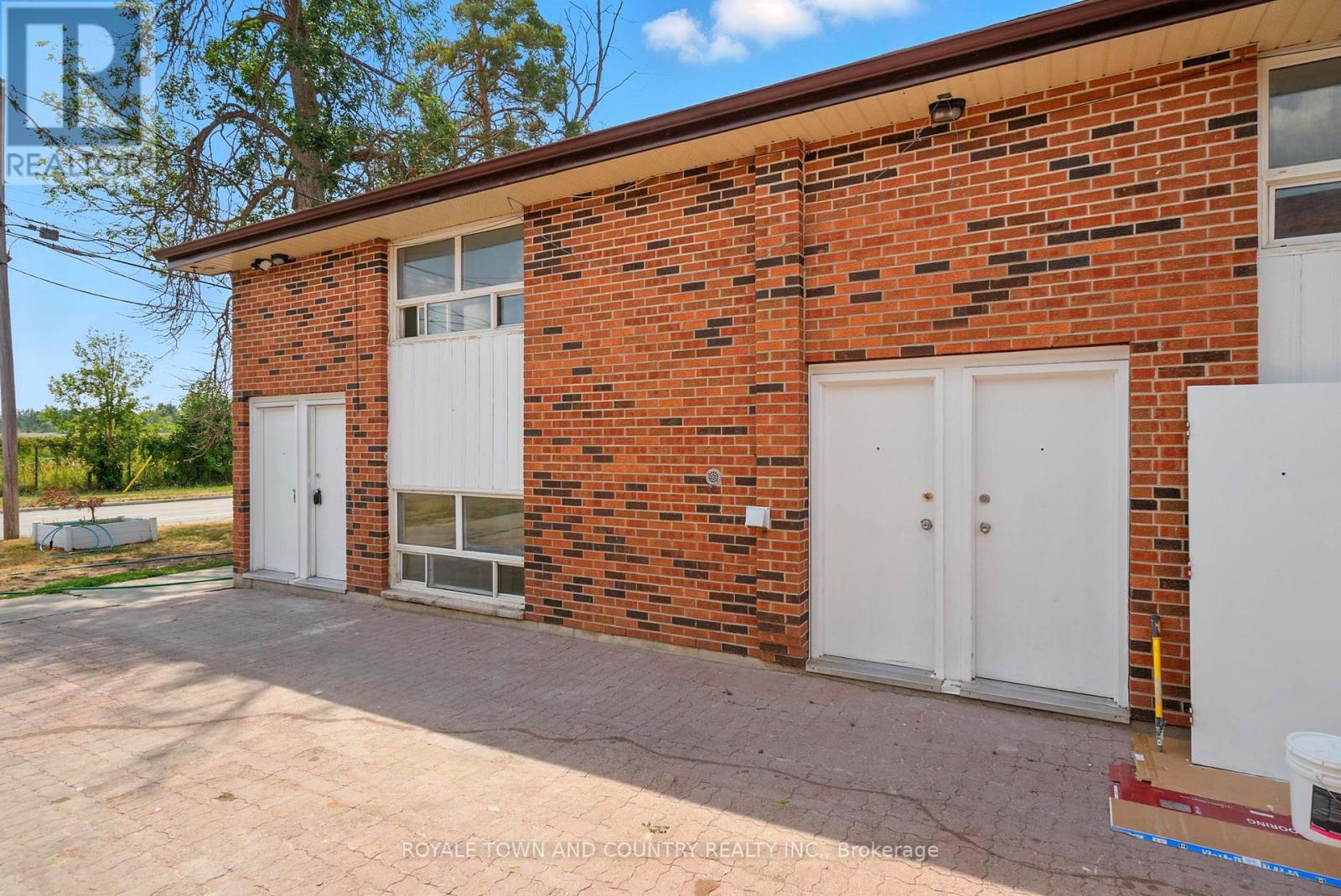 2 - 88 Mary Street W, Kawartha Lakes (Lindsay), Ontario  K9V 5G3 - Photo 4 - X12340226