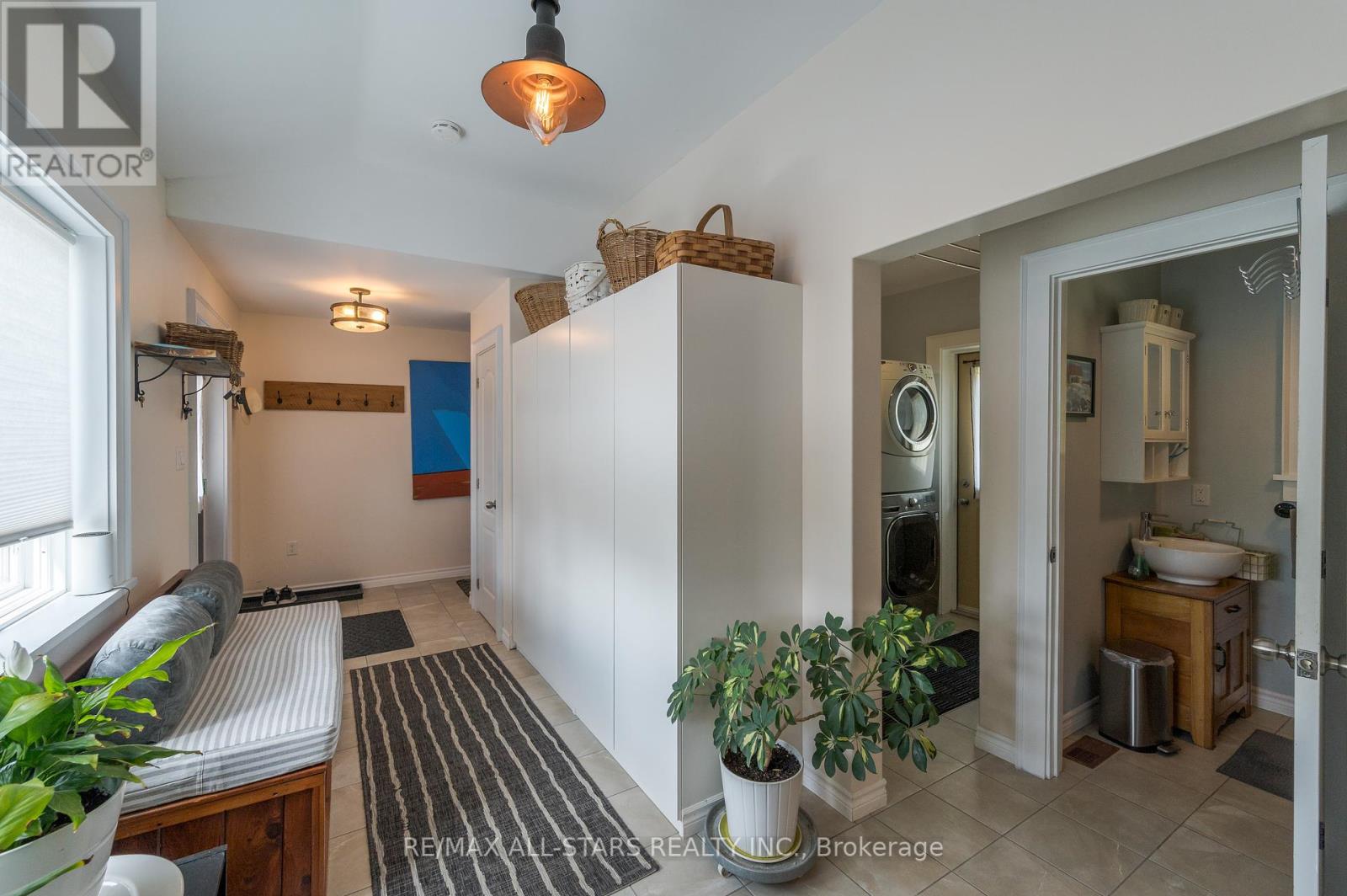 98 King Street E, Cavan Monaghan (Millbrook Village), Ontario  L0A 1G0 - Photo 20 - X12340397