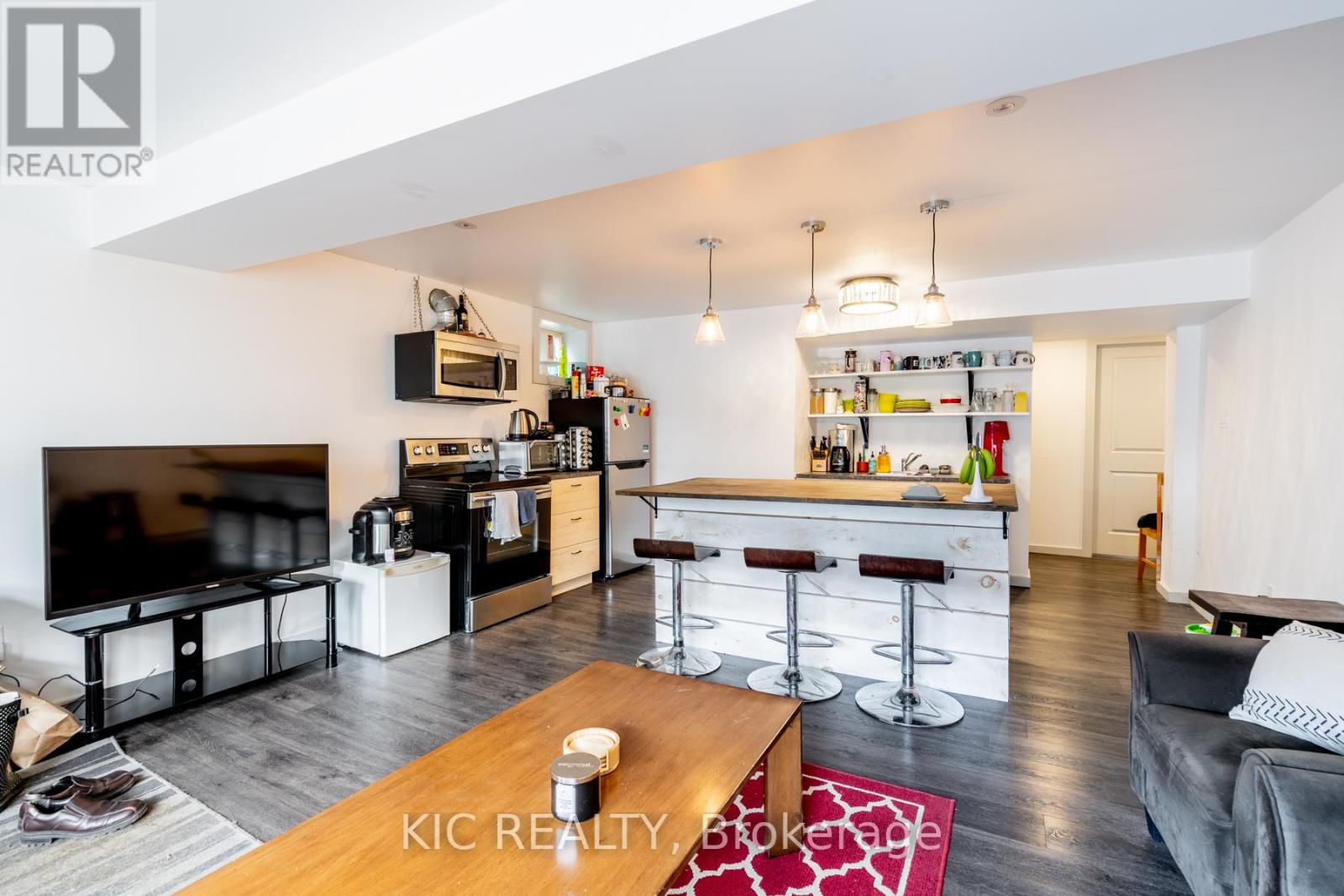 196 Hunter Street E, Peterborough East (Central), Ontario  K9H 1G8 - Photo 8 - X12341124