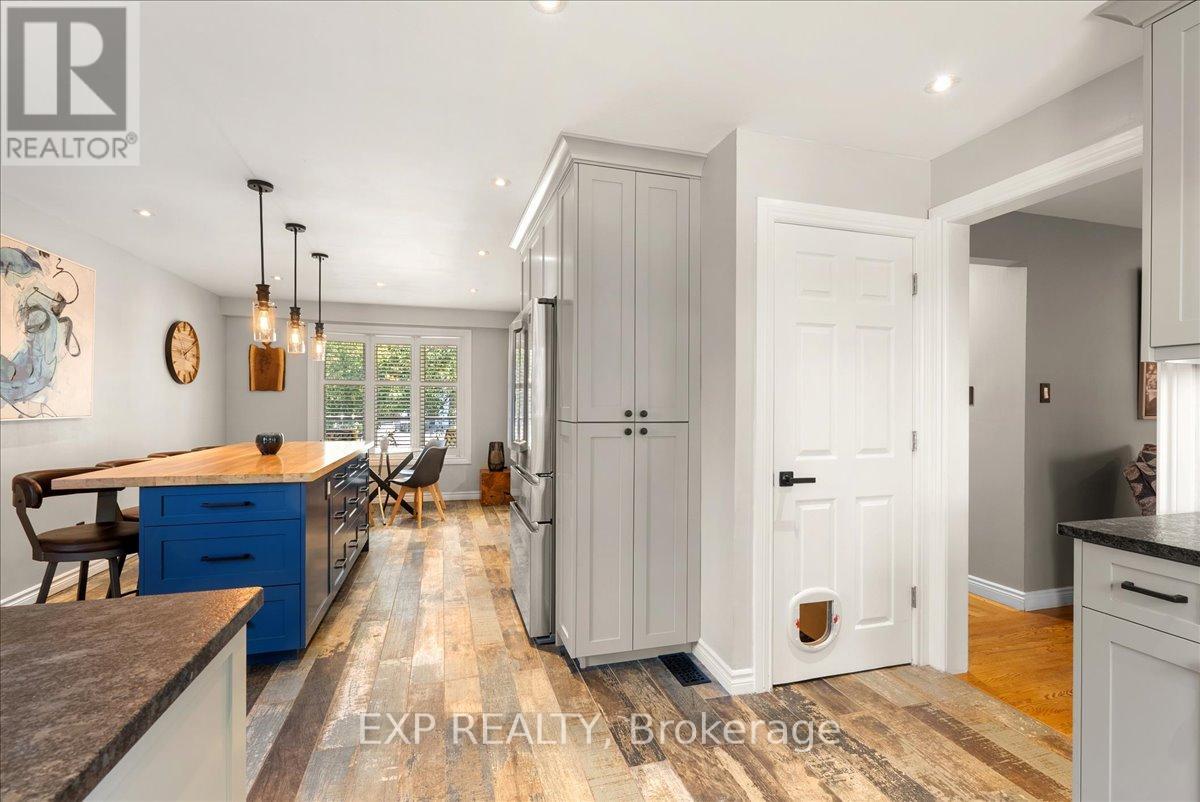 958 Golfview Road, Peterborough West (Central), Ontario  K9J 7W4 - Photo 8 - X12341139