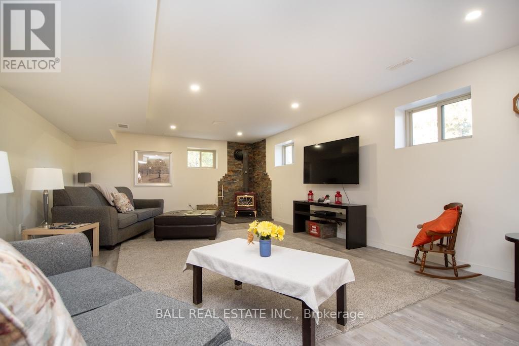 1744 Barton Drive, Selwyn, Ontario  K0L 2H0 - Photo 37 - X12341304
