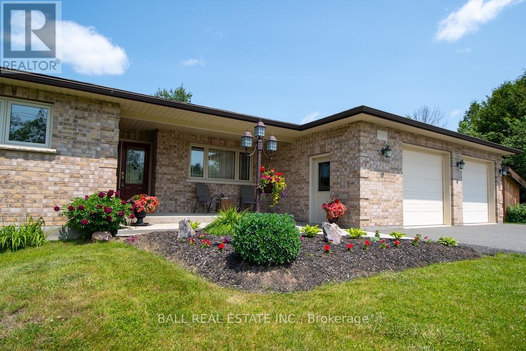 1744 Barton Drive, Selwyn, Ontario  K0L 2H0 - Photo 5 - X12341304