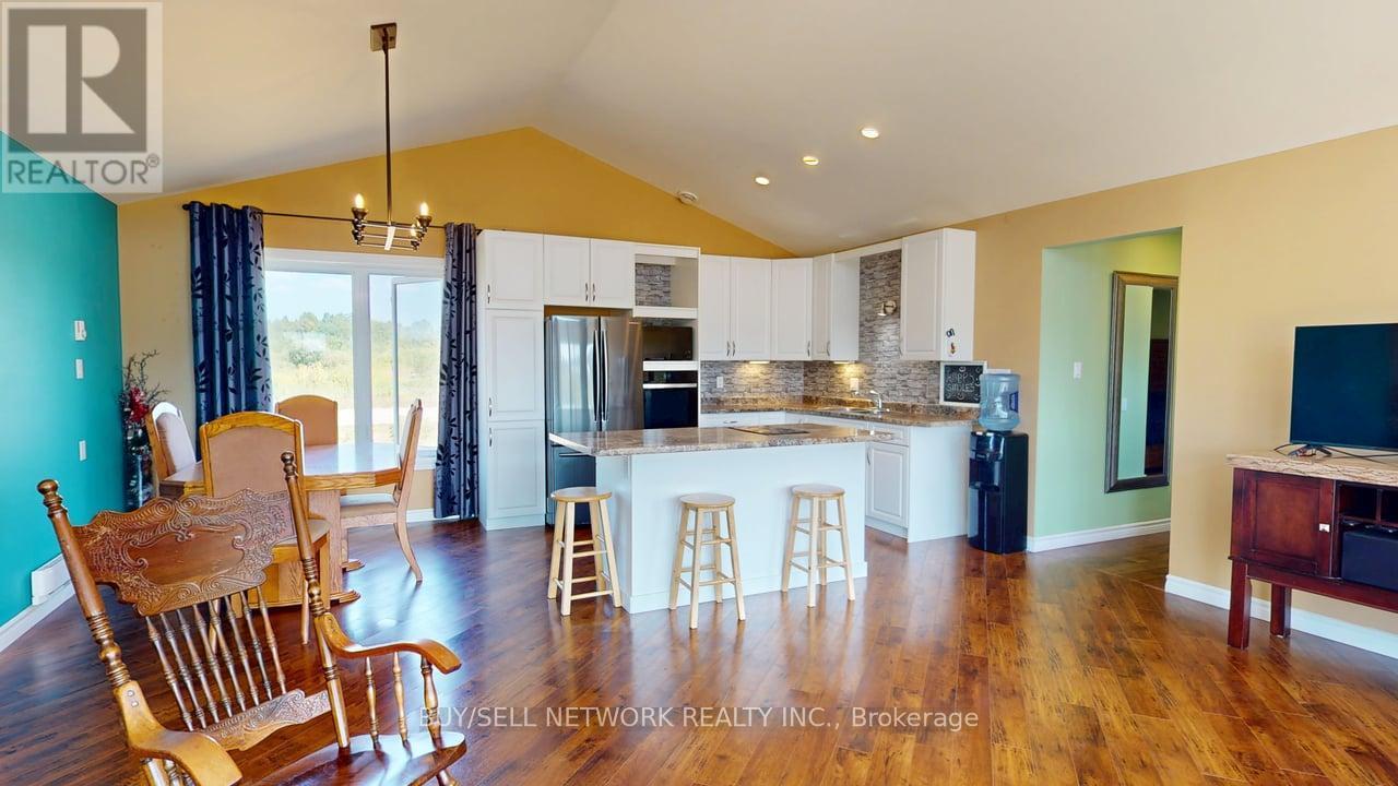 3435 Baseline Road, Otonabee-South Monaghan, Ontario  K0L 2G0 - Photo 14 - X12341333