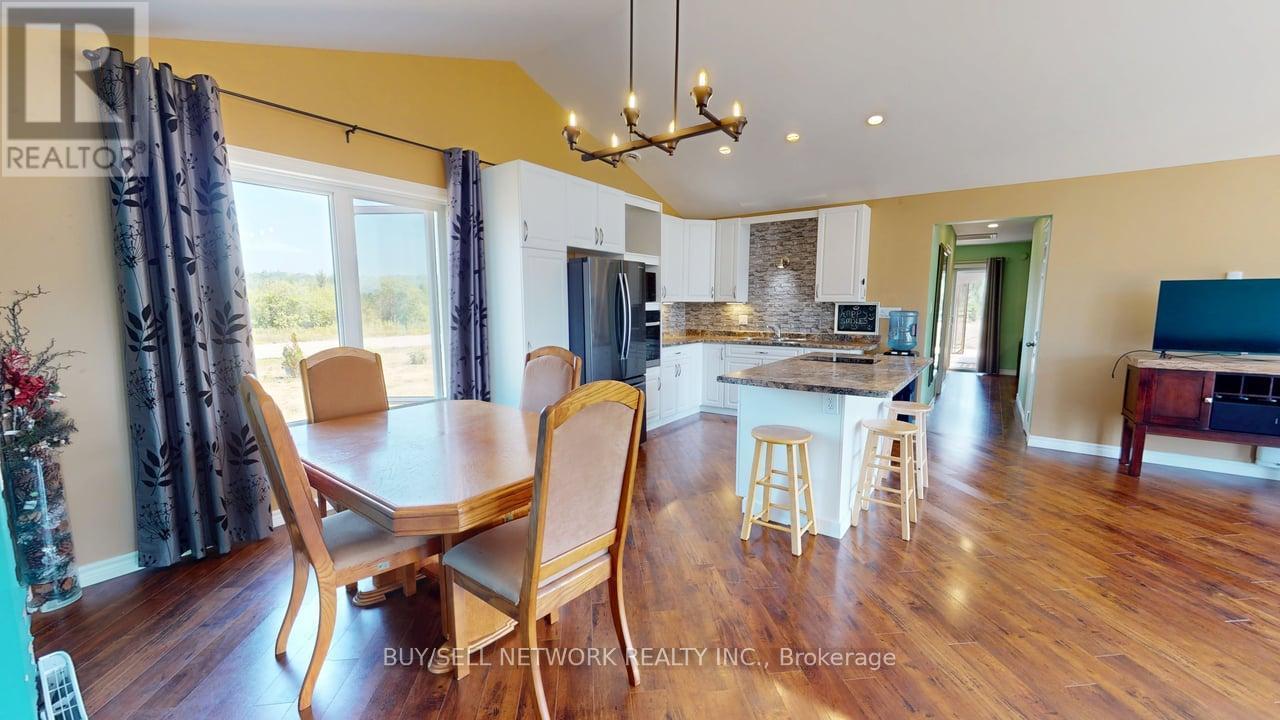 3435 Baseline Road, Otonabee-South Monaghan, Ontario  K0L 2G0 - Photo 8 - X12341333