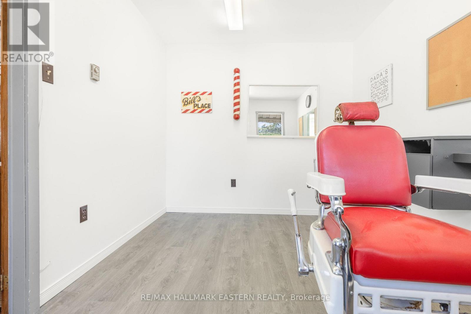 1415 Young's Point Road, Selwyn, Ontario  K0L 2H0 - Photo 40 - X12341399