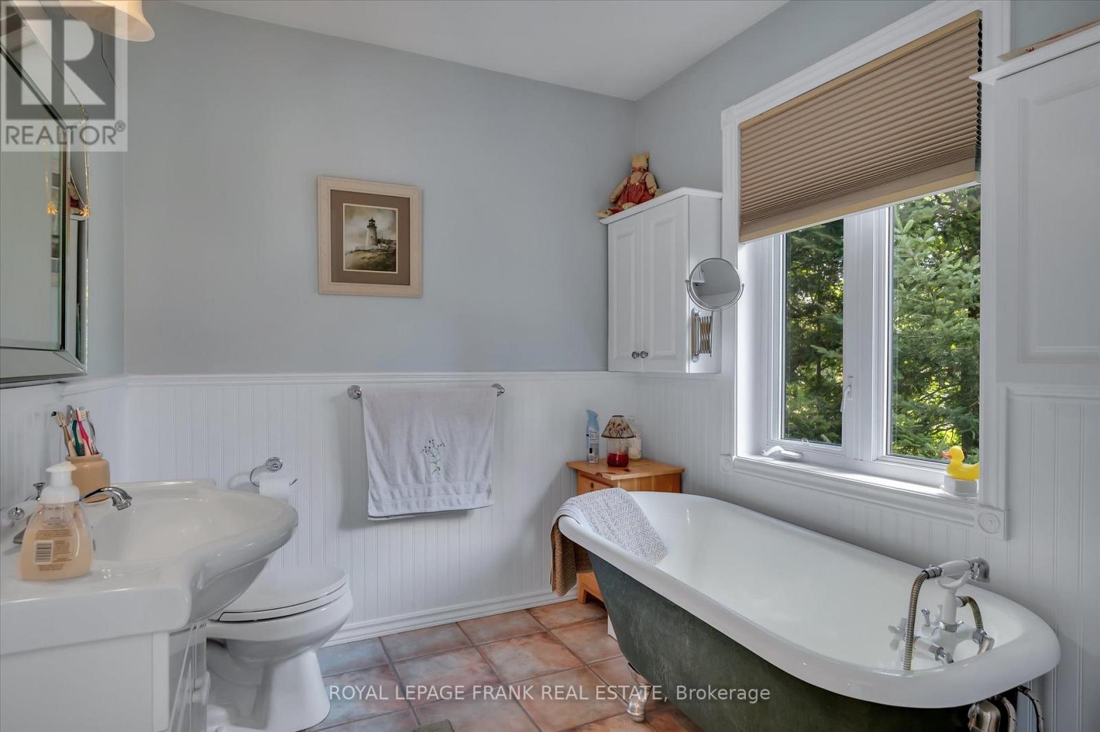 187 River Lane, Douro-Dummer, Ontario  K0L 3A0 - Photo 29 - X12341454