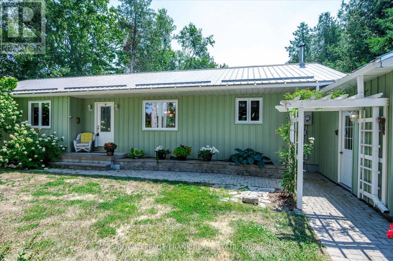 187 River Lane, Douro-Dummer, Ontario  K0L 3A0 - Photo 3 - X12341454