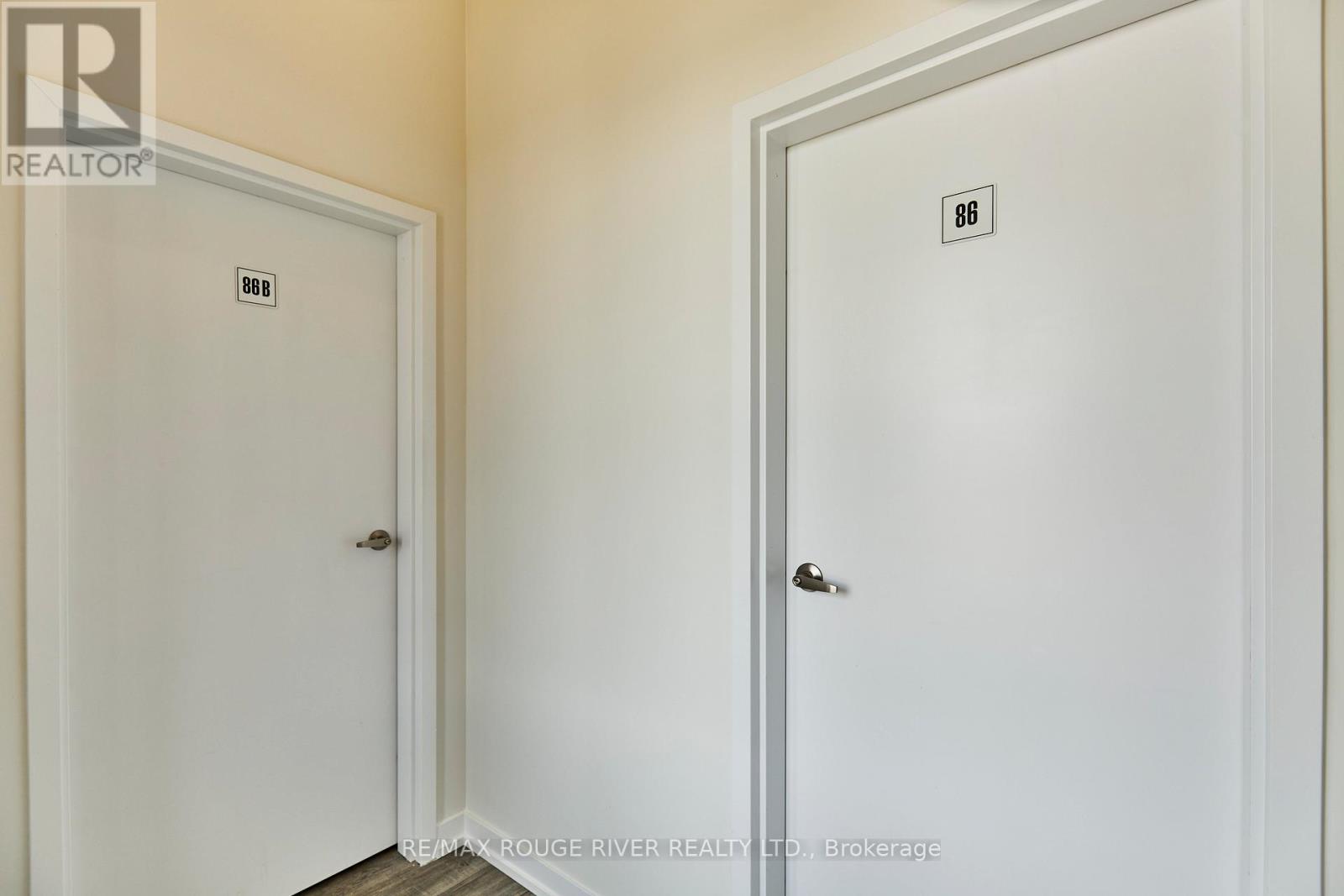 And Unit 86b - 86 Ziibi Way, Clarington (Newcastle), Ontario  L1B 0W5 - Photo 2 - E12341182