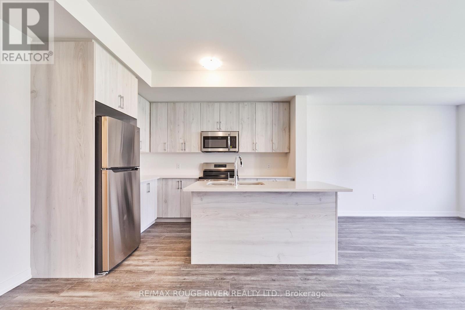 And Unit 86b - 86 Ziibi Way, Clarington (Newcastle), Ontario  L1B 0W5 - Photo 5 - E12341182